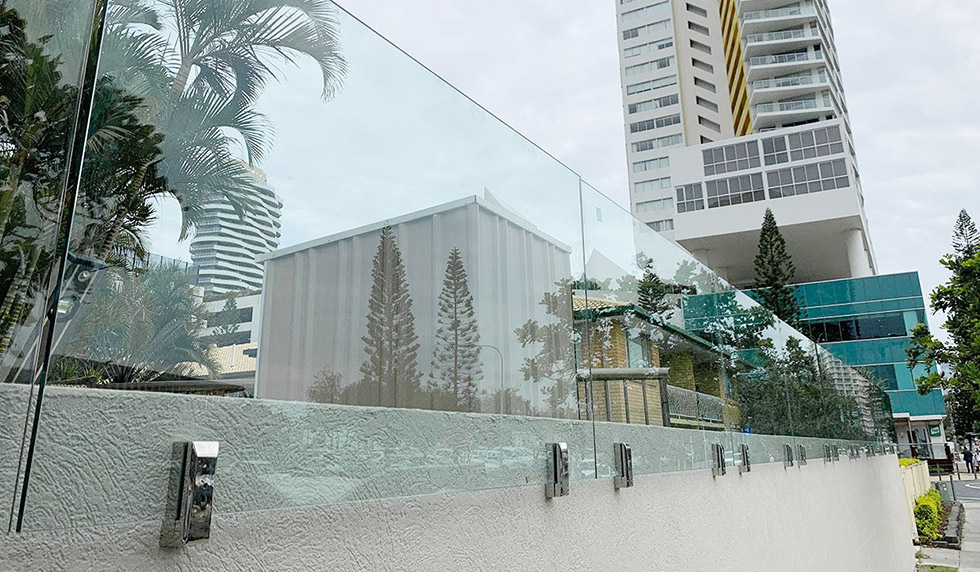 Glass Railings with Fascia Mounted Spigots without Top Cap Rails