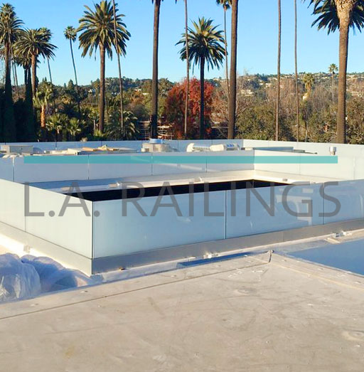 Beverly Hills - Residential - A U-Channel installation by LA Railings