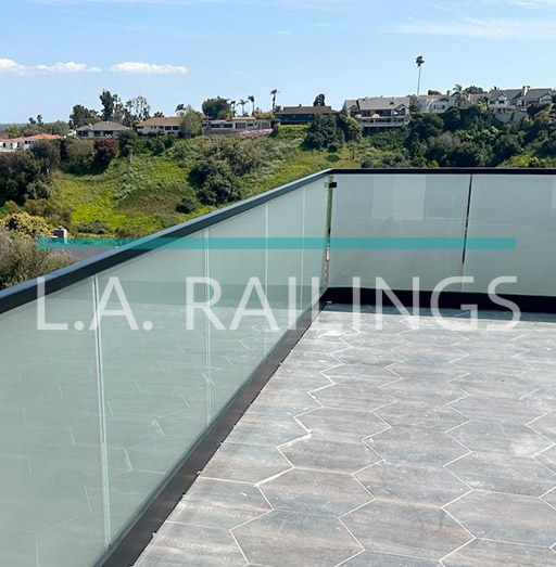 Baldwin Hills - Residential - A U-Channel installation by LA Railings