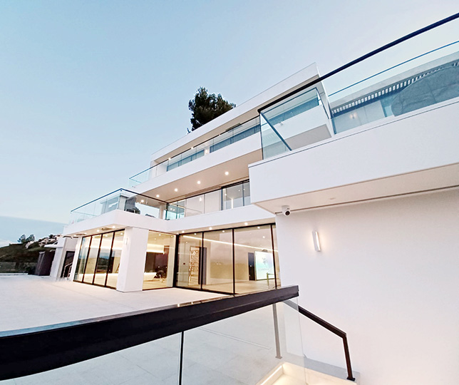 Bel Air railing installation by LA Railings